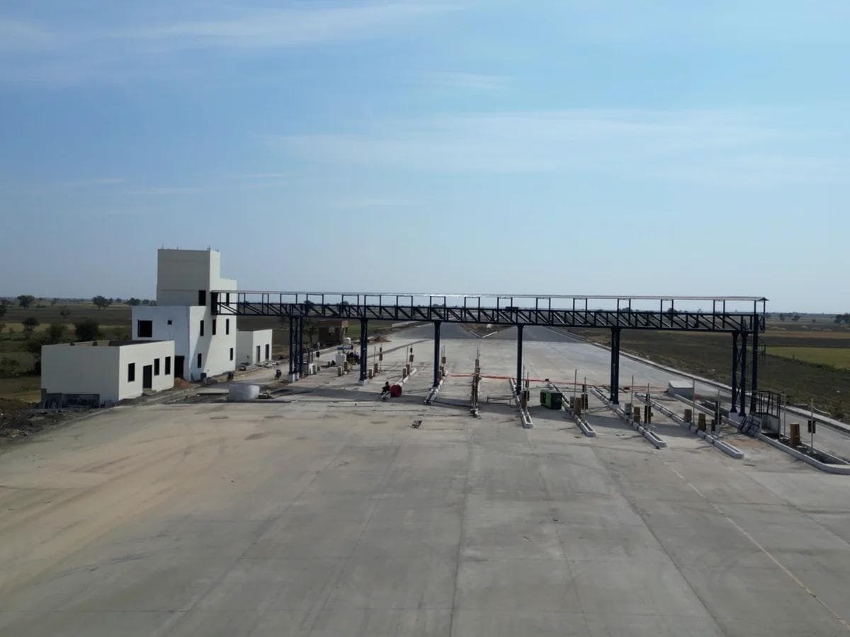 toll-plaza